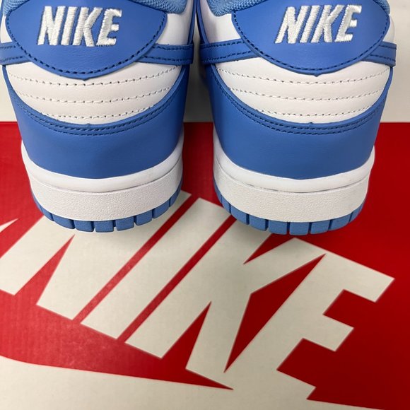 Athletic_Shoes